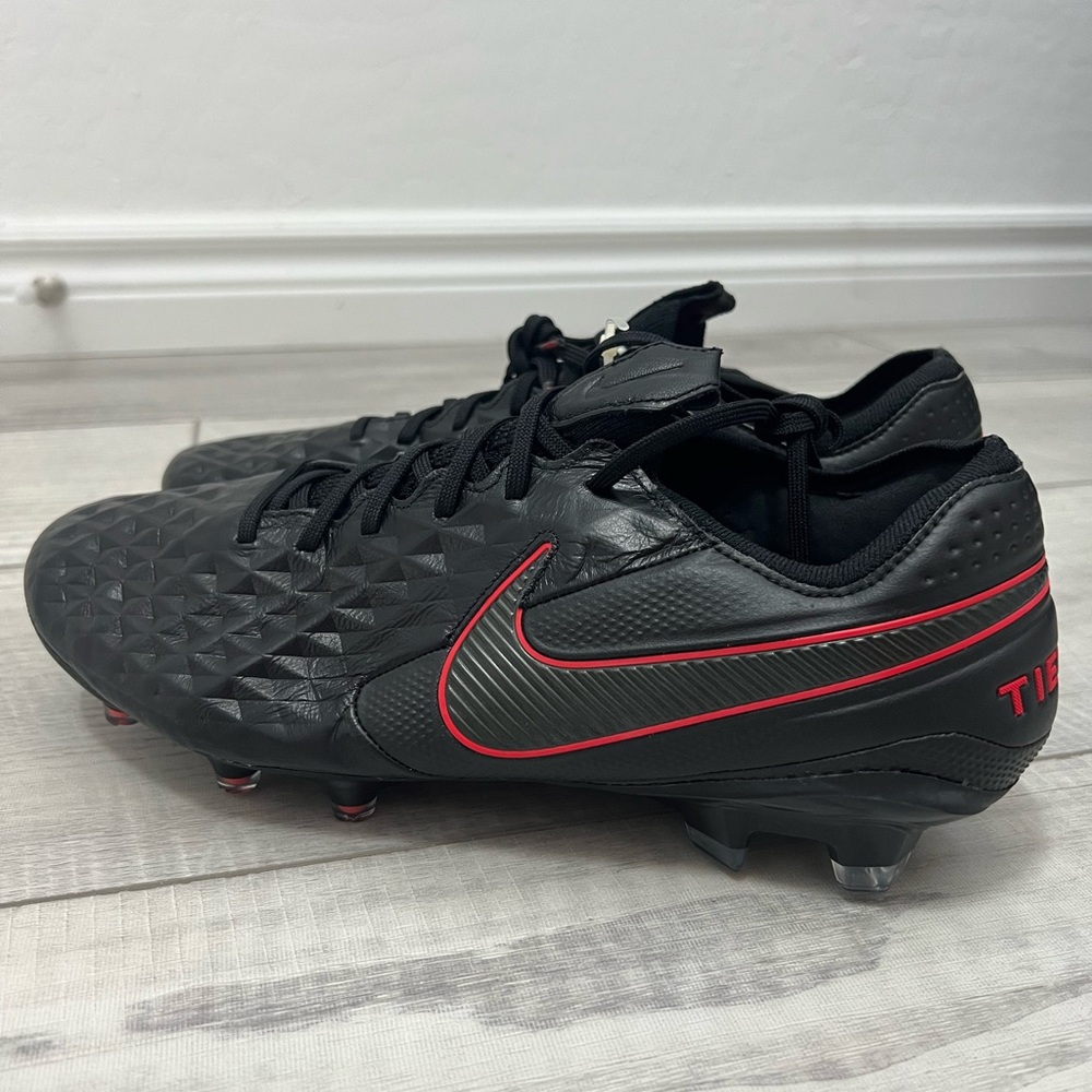 Nike Tiempo Legend 8 Elite FG PRO ‘Bred’ Cleat